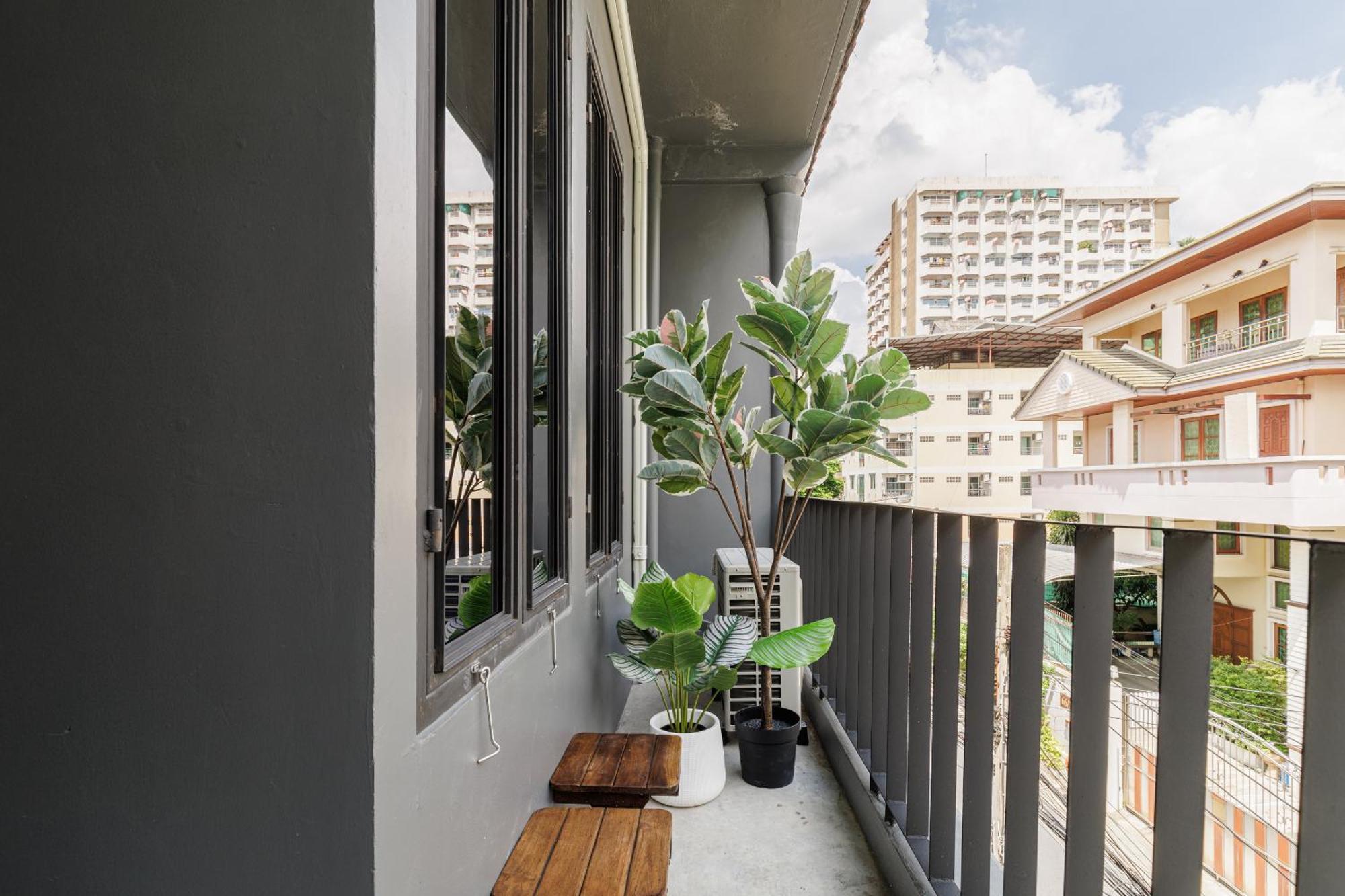 Wabisabi Bangkok 3 Min To Train Station Hotel Buitenkant foto